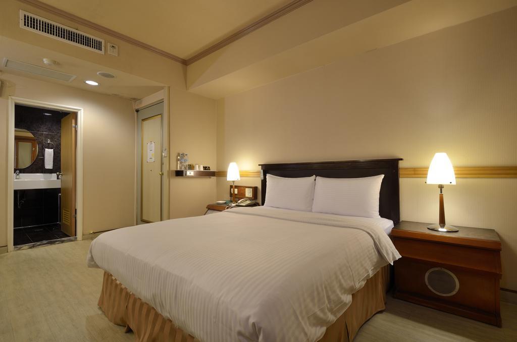 Goodness Hotel Kaohsiung Room photo