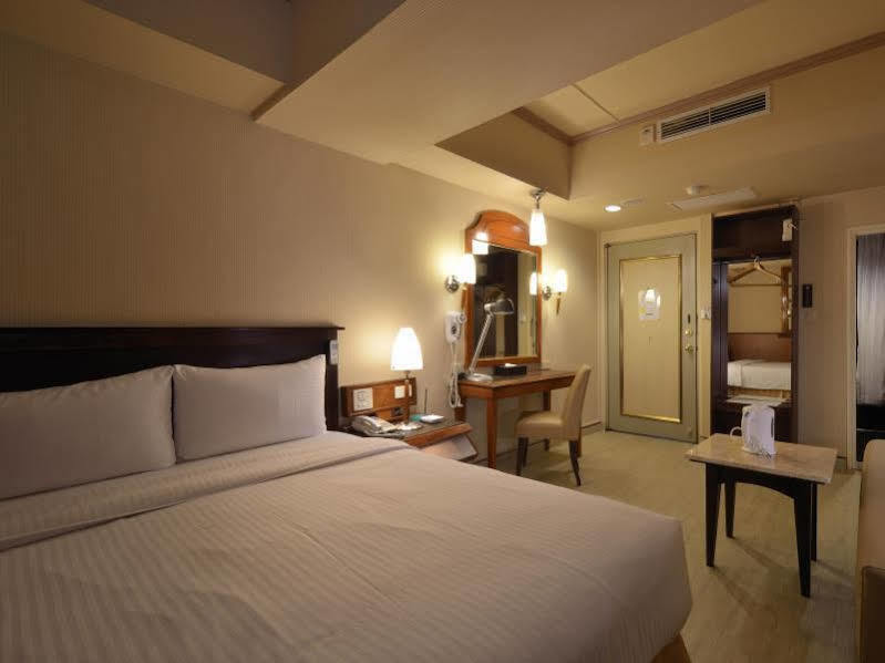 Goodness Hotel Kaohsiung Exterior photo