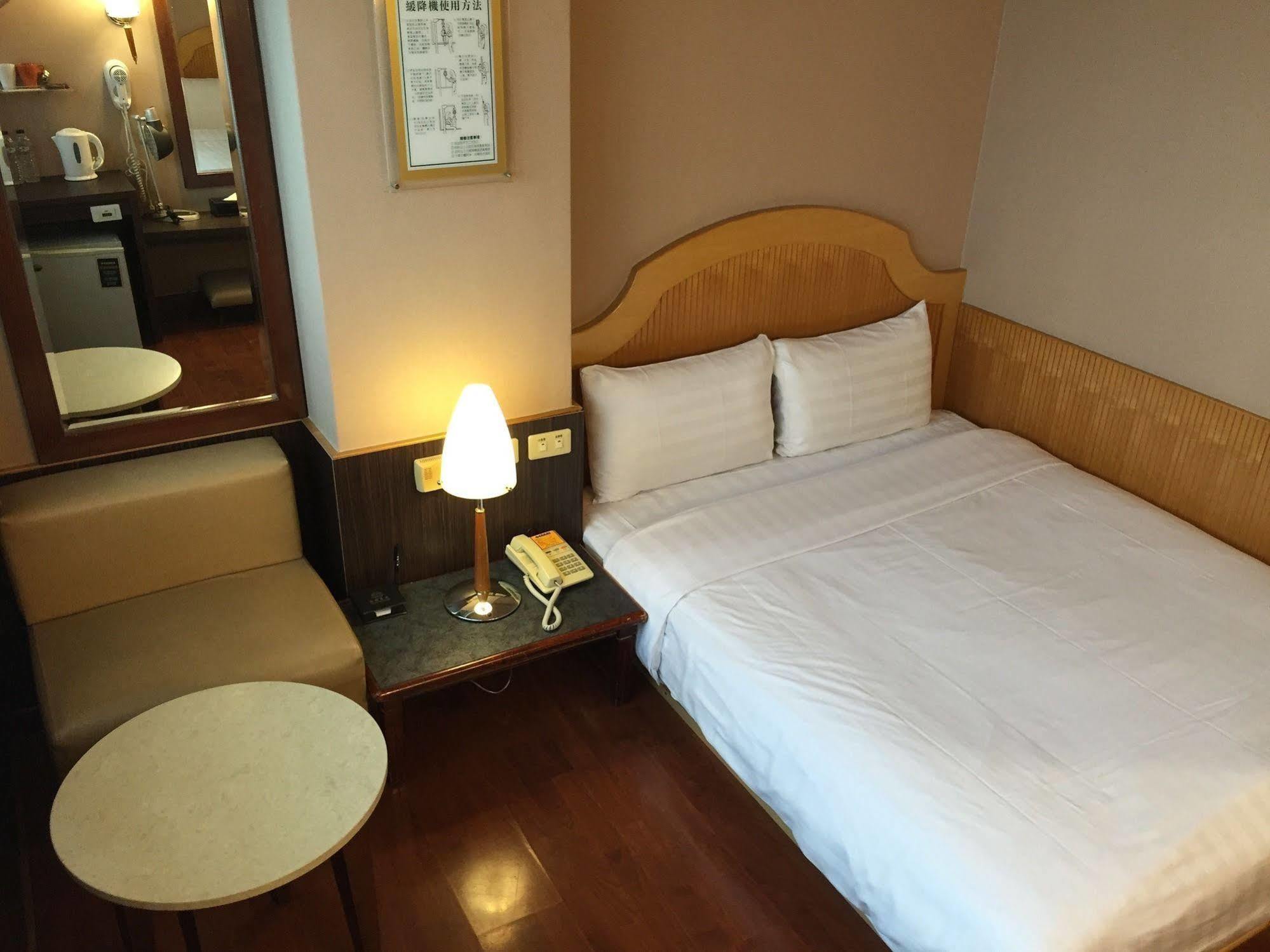Goodness Hotel Kaohsiung Exterior photo